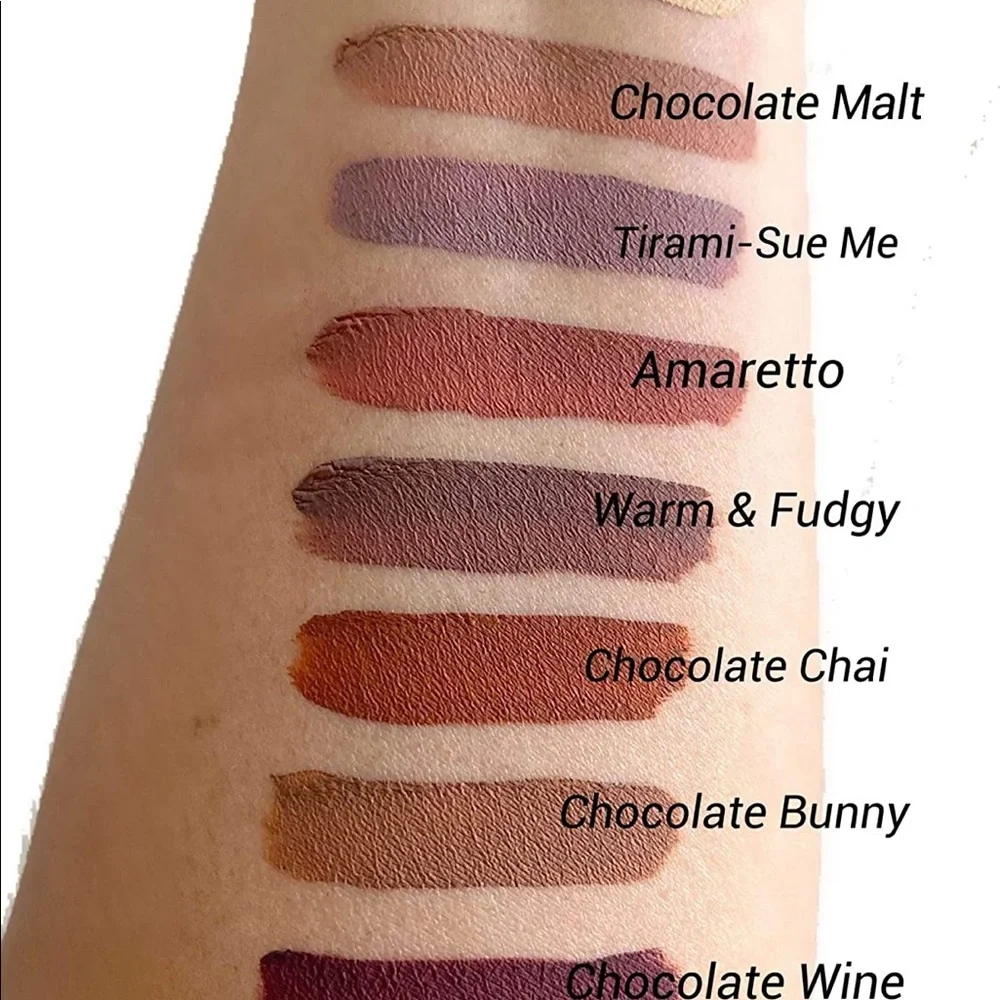 Too faced matte eyeshadow - Picture 4 of 4